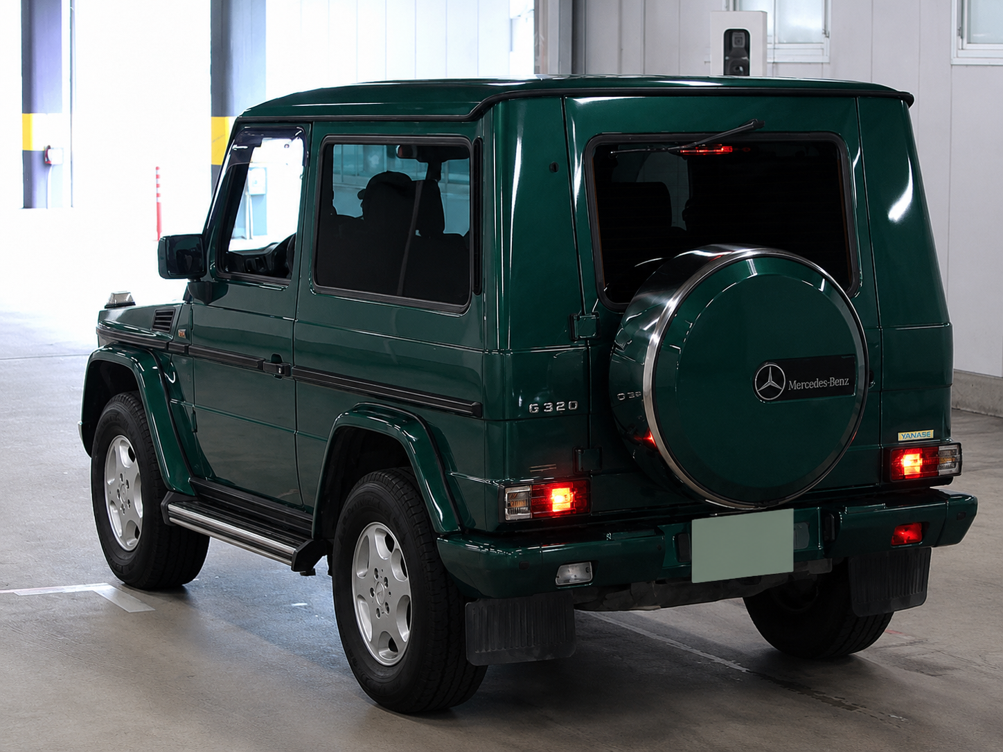 Vehicle photo